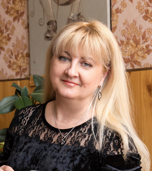 Пахомова Ирина Васильевна.